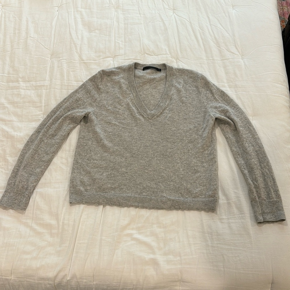 100% Cashmere Jenni Kayne Cashmere Flynn Sweater